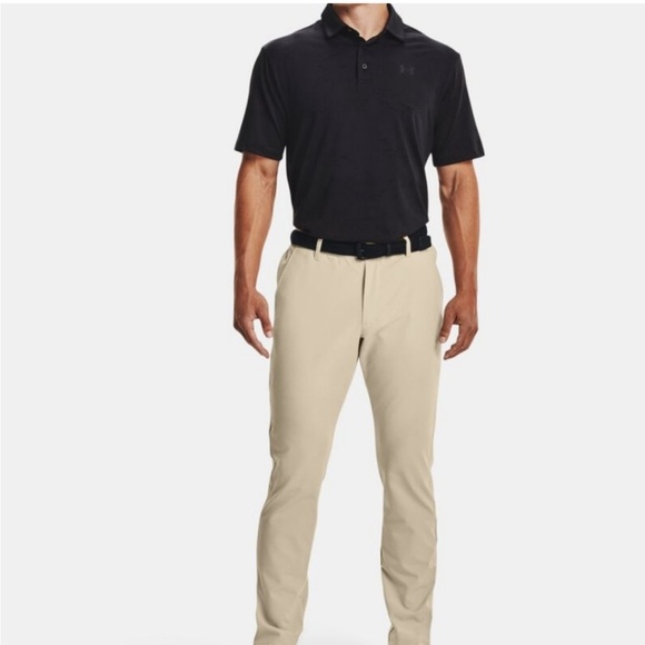 This listing is 4 pairs of UA drive under armor tapered pants all in size 30x30 - Picture 2 of 7